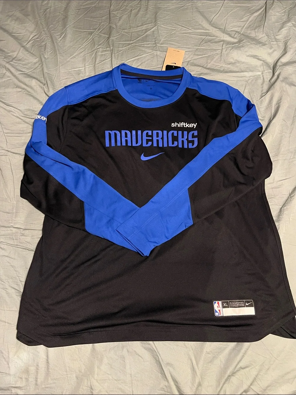 Nike Dallas Mavericks (NBA) Mesh Long Sleeve Warmup Short
